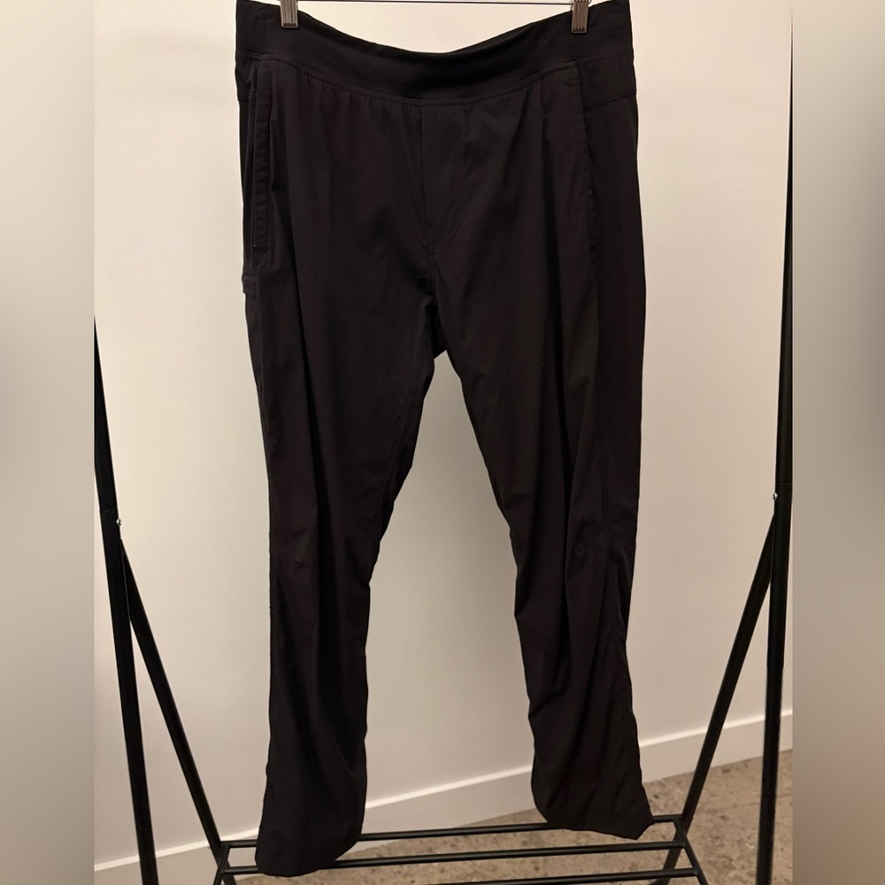 Lululemon Relaxed Wide Leg Track Pants Casual Stretch Lined Black Stripe L 36/34